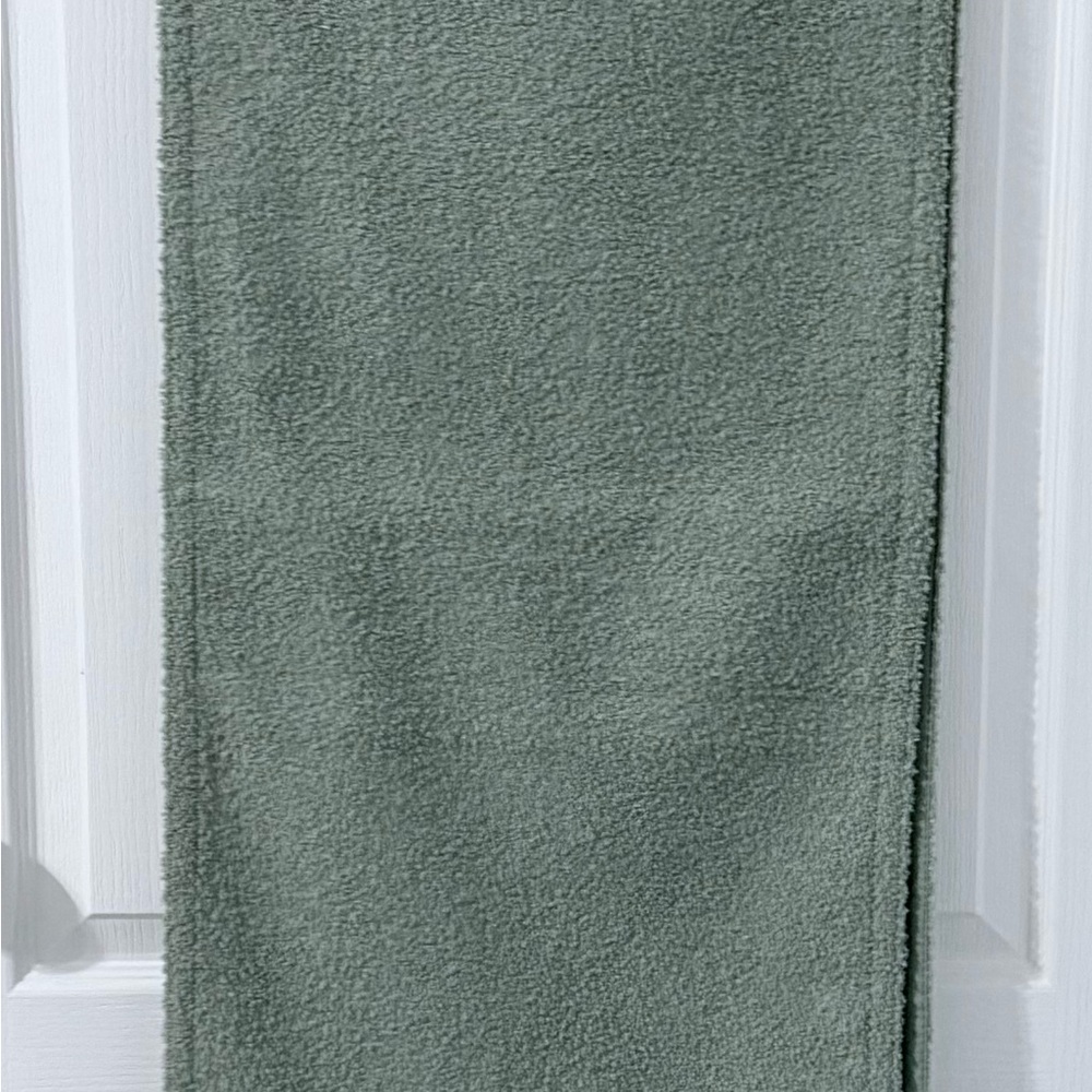Elegant Green Table Runner